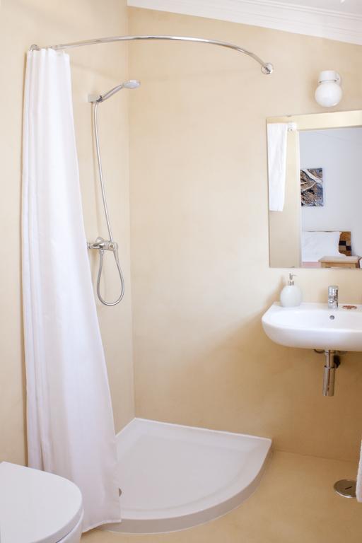 A Casa Da Arvore Bed & Breakfast Vila Nova de Milfontes Rom bilde
